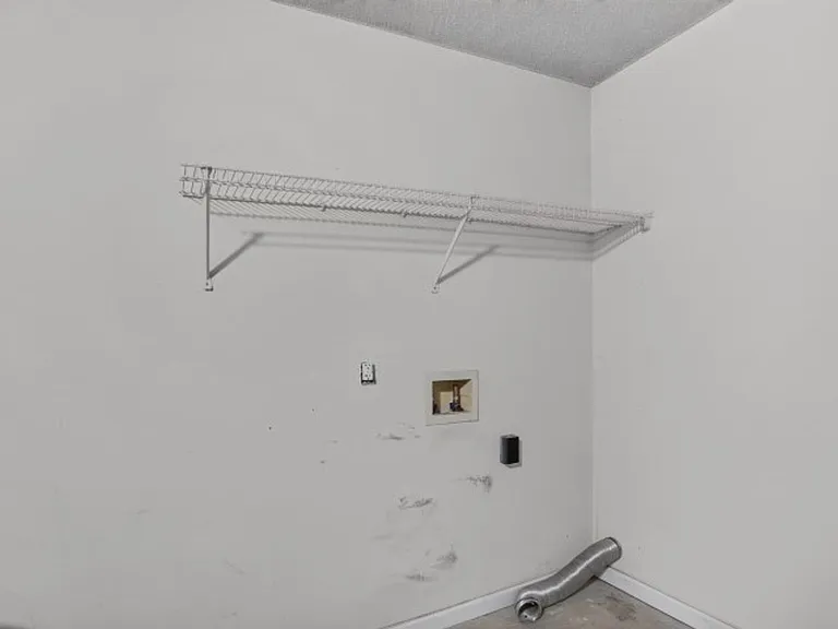 8519 Blazing Star Ct — Photo 23
