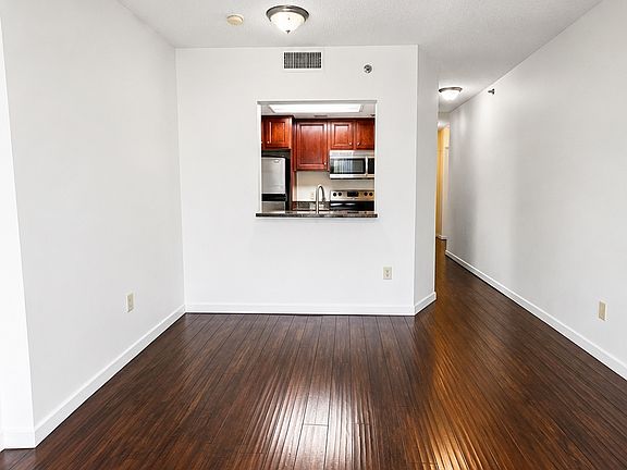 2nd image of 1280 W Peachtree St NW APT 901