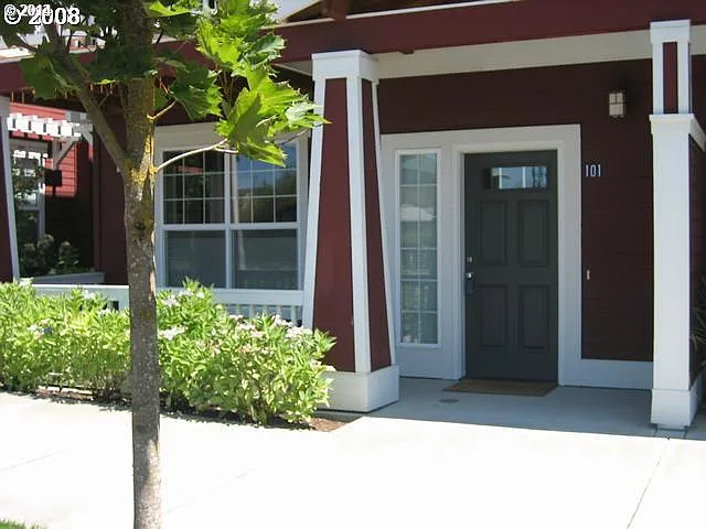 1010 SW 170th Ave #101 photo 1