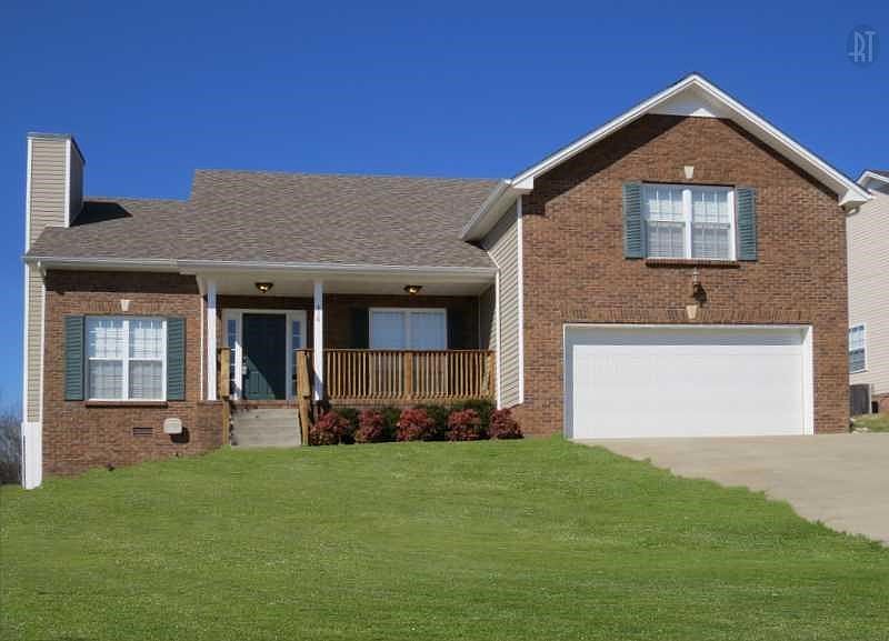 1st image of 416 River Heights Dr