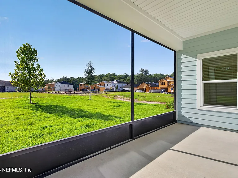 269 Bluegrass Way — Photo 3