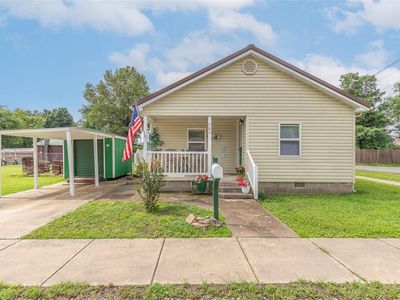 700 E South Main St, Dexter, MO, 63841