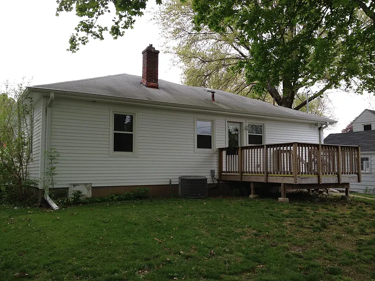 729 Jones St — Photo 4