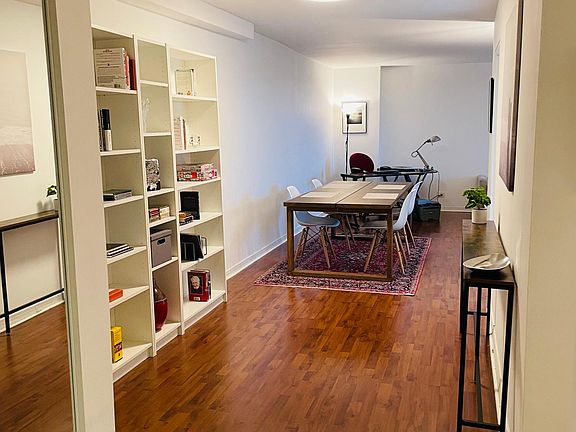 Wide Entryway & Dining Area