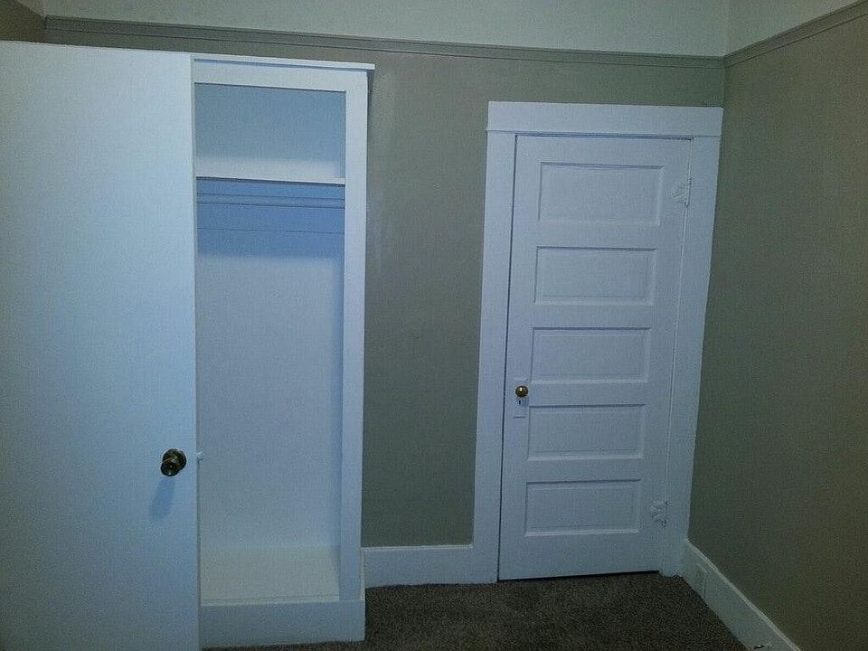 1st image of 112 N Peabody St APT 2