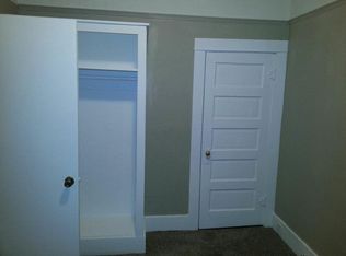 112 N Peabody St APT 2, Port Angeles, WA 98362