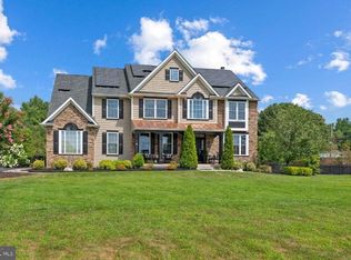 100 Daylight Dr, Mullica Hill, NJ 08062