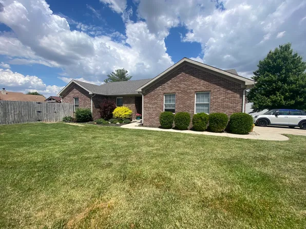 29 Hickory Ln S, Crawfordsville, IN 47933