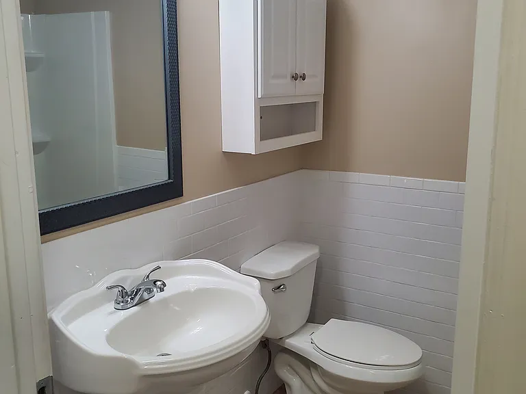 2324 W May Ave — Photo 15