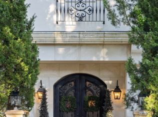 240 Spring Ave, Naperville, IL 60540