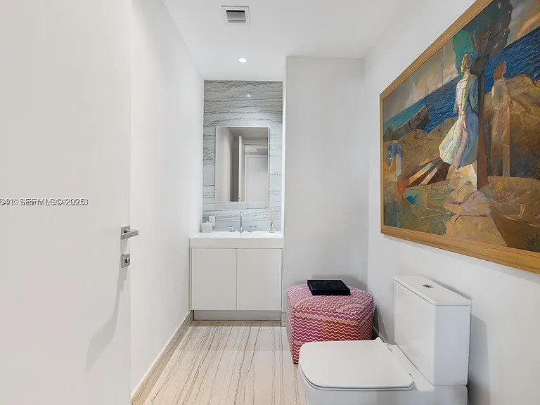 8701 Collins Ave #404 — Photo 8