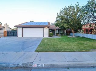 520 S Silver Ridge St, Ridgecrest, CA 93555