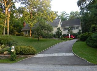 18 Valley View Rd, Chappaqua, NY 10514