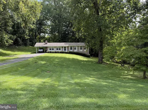 11219 Lakeview Dr, Dunkirk, MD 20754