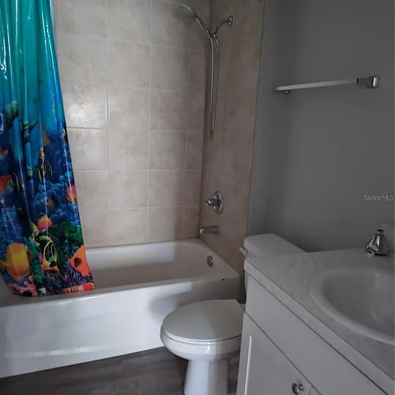 5580 NE 35th St — Photo 7