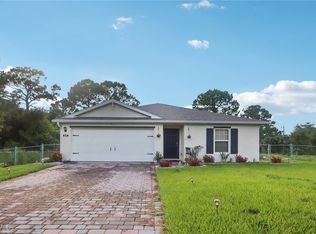 658 Lomond St, Lehigh Acres, FL 33972