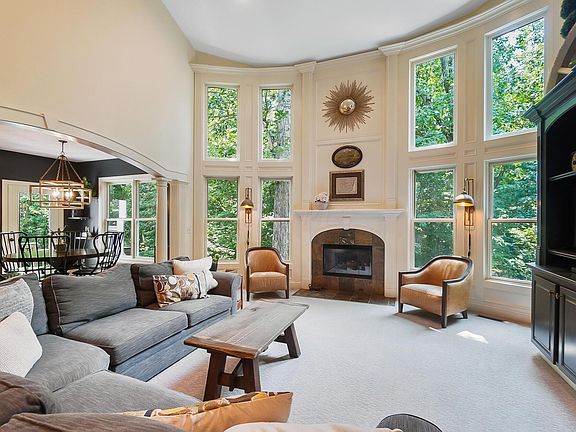 4th image of 7771 Boylston Ct