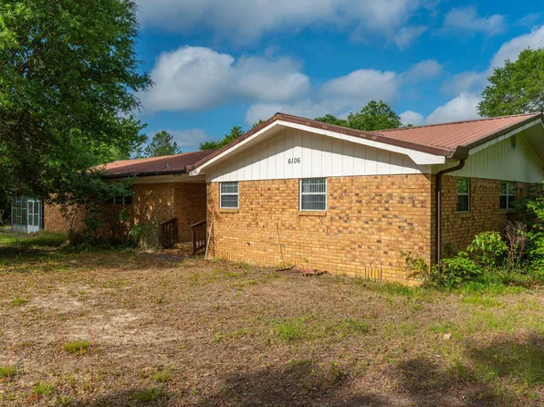6106 Garden City Rd, Crestview, FL 32539