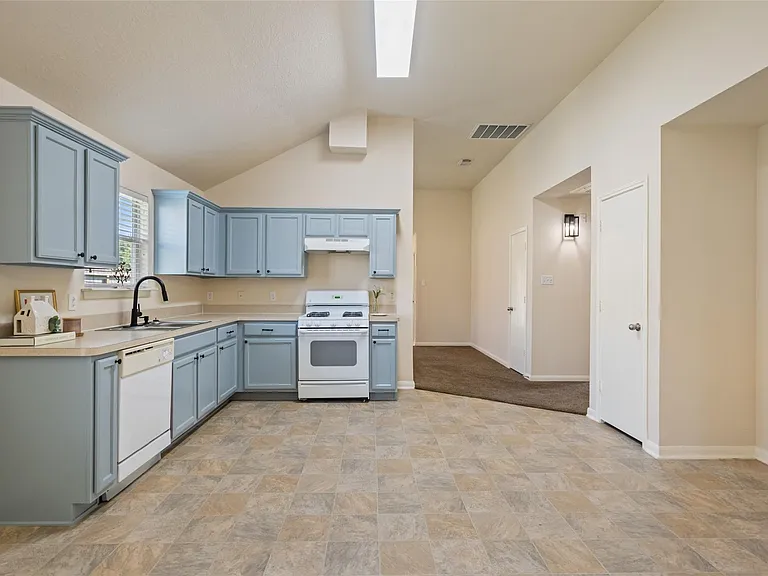 16910 Port O Call St — Photo 24