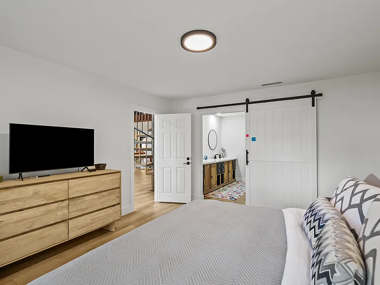 13324 Bedford Mews Ct — Photo 18
