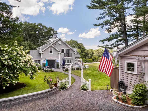 28 Fernald Avenue, York, ME 03909