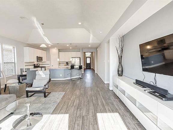 2nd image of 4419 Kenya Manor Dr