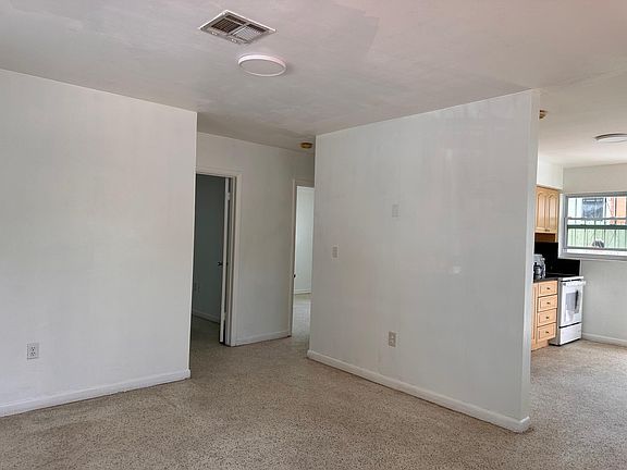 4th image of 1021 NW 24th Ave