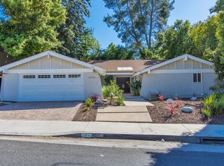 23036 Wrencrest Dr, Calabasas, CA 91302
