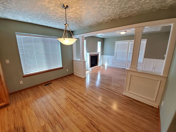 3rd image of 3800 Ryunkin St SE