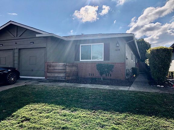 2nd image of 634 Vasona Ave