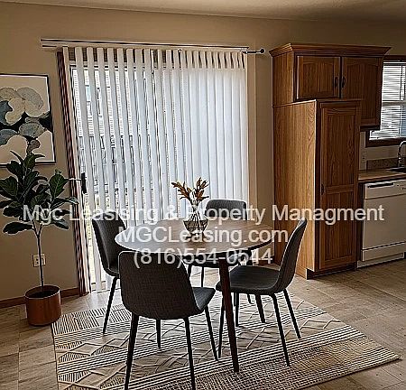4th image of 1641 Highland Dr