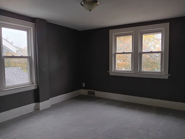 513 Storer Ave — Photo 13