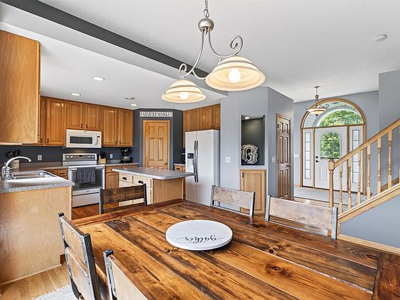 4th image of 10579 Karston Ave NE