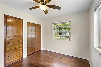 420 N Fairview Ave — Photo 2