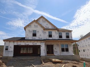5767 Irwin Dr, Green Township, OH 45248
