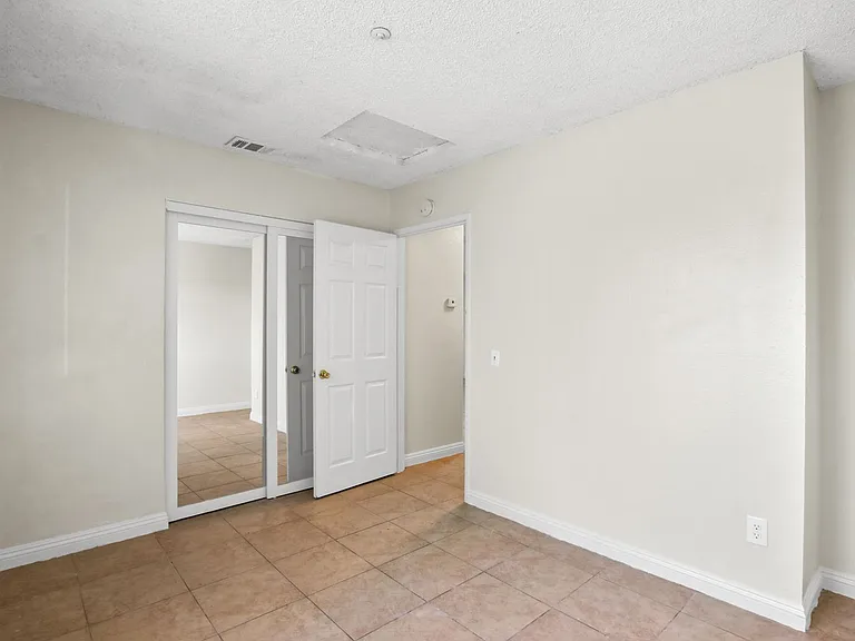 8244 Beech Avenue — Photo 10