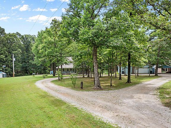 3rd image of 288 Pleasant View Road