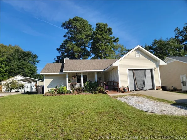 2141 Skyview Dr, Fayetteville, NC 28304