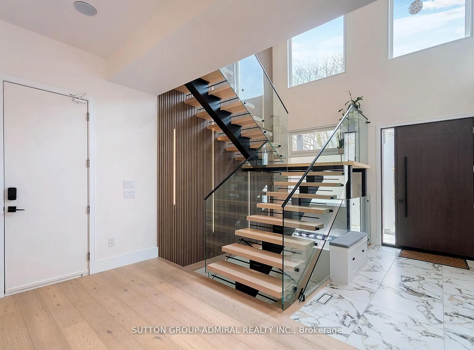 5 bed, $4,300 — Photo 4