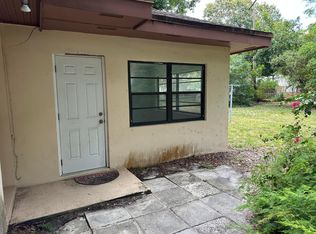 1507 Edgevale Rd, Fort Pierce, FL 34982