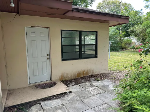 1507 Edgevale Road, Fort Pierce, FL 34982