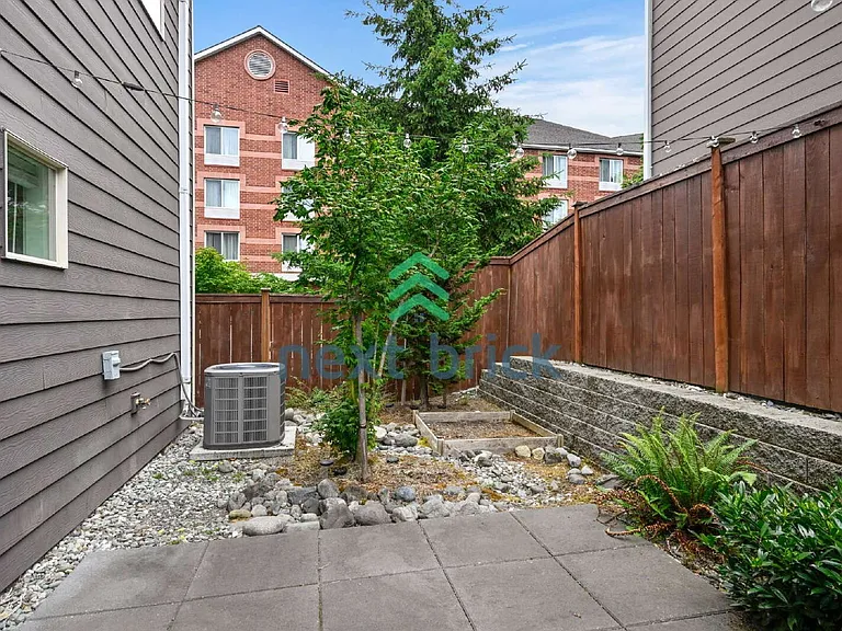938 223rd St SE — Photo 24