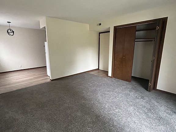 4th image of 2532 T St Unit 3