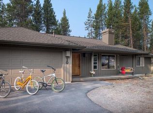 57801 Mount Adams Ln, Sunriver, OR 97707