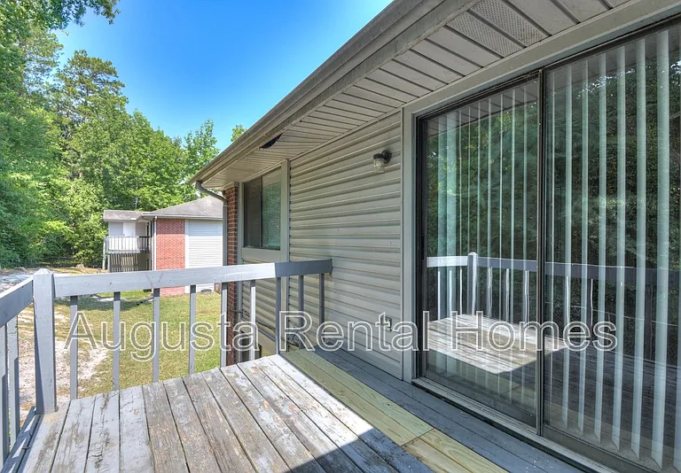 3510 Woodlake Rd #D — Photo 24
