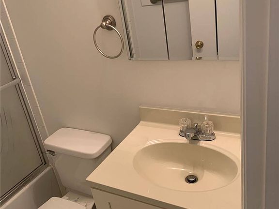 5th image of 57 Menahan St #57