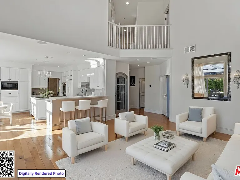 3900 Hilton Head Way — Photo 2