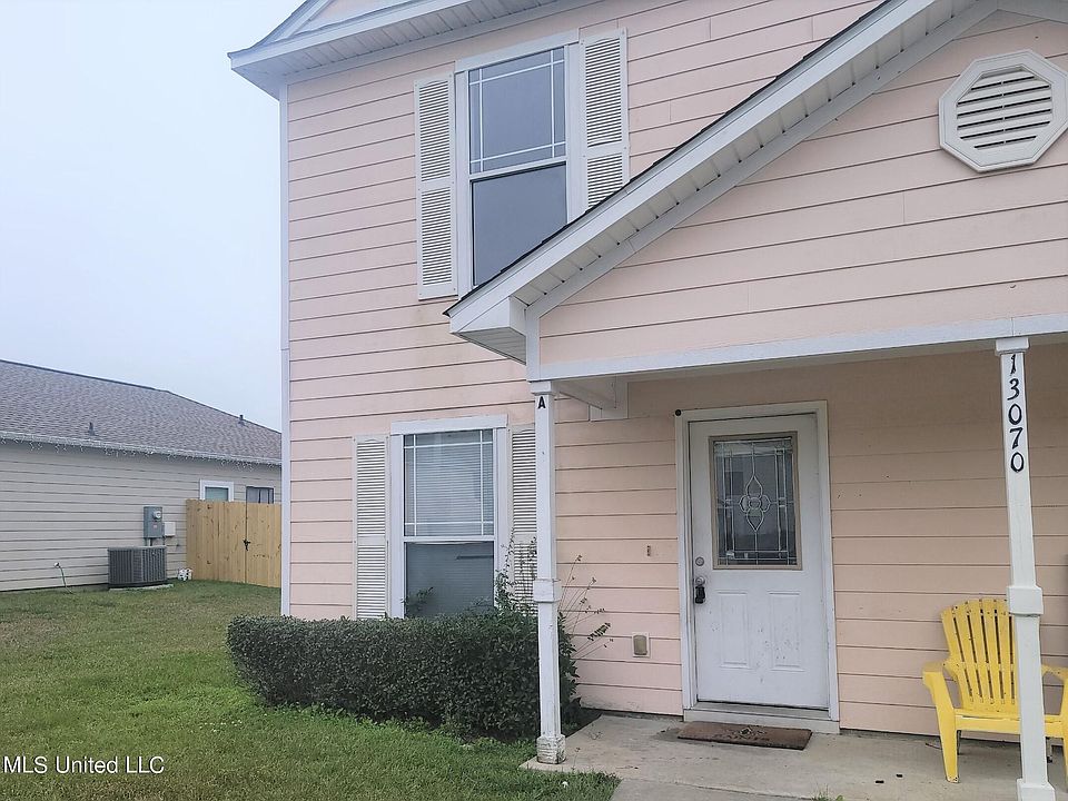 1st image of 13070 Tracewood Dr #A