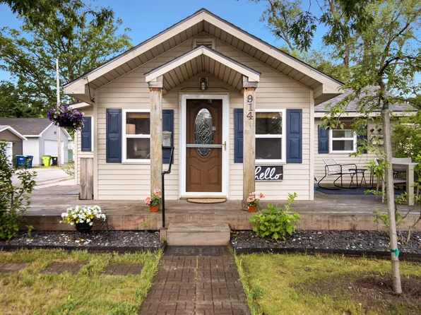 914 S Maple St, Traverse City, MI 49684