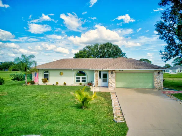 817 Woodside Place, Sebring, FL 33876